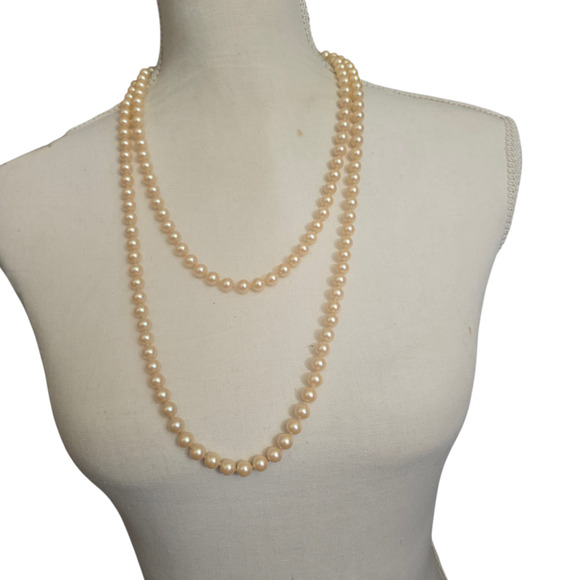 Vintage Necklace Flapper Style Imitation Pearl Cream 8mm Bead 54" SKU 2811 - Picture 2 of 5